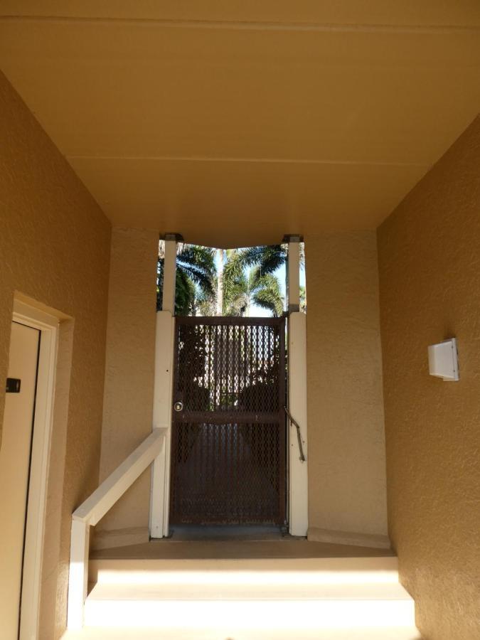 Beachside Bungalow: Surfside I #104 South Padre Island Exterior photo